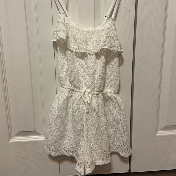 Abercrombie Kids White Lace Romper - Picture 3 of 3